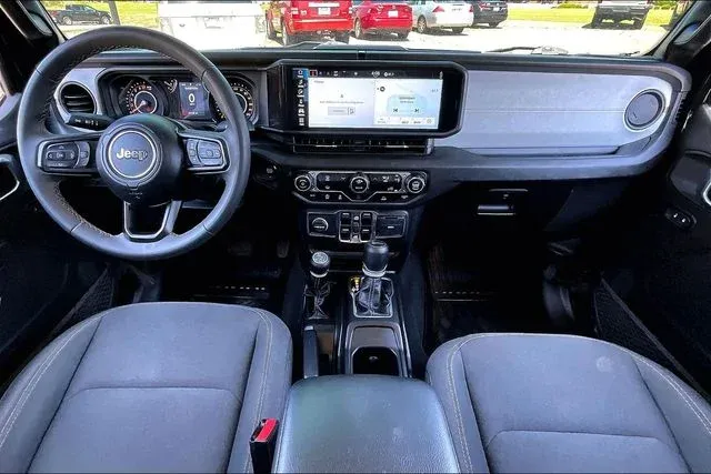 2024 Jeep Gladiator Sport S thumbnail 7