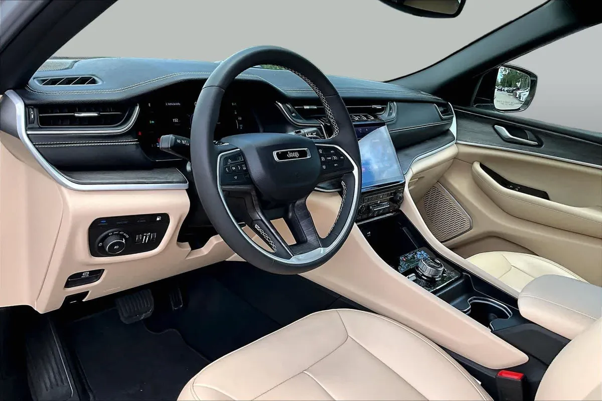 2024 Jeep Grand Cherokee 4xe thumbnail 18