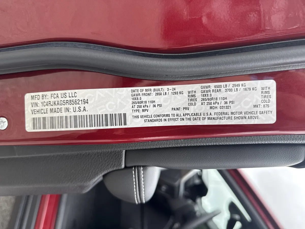 2024 Jeep Grand Cherokee L Altitude thumbnail 35