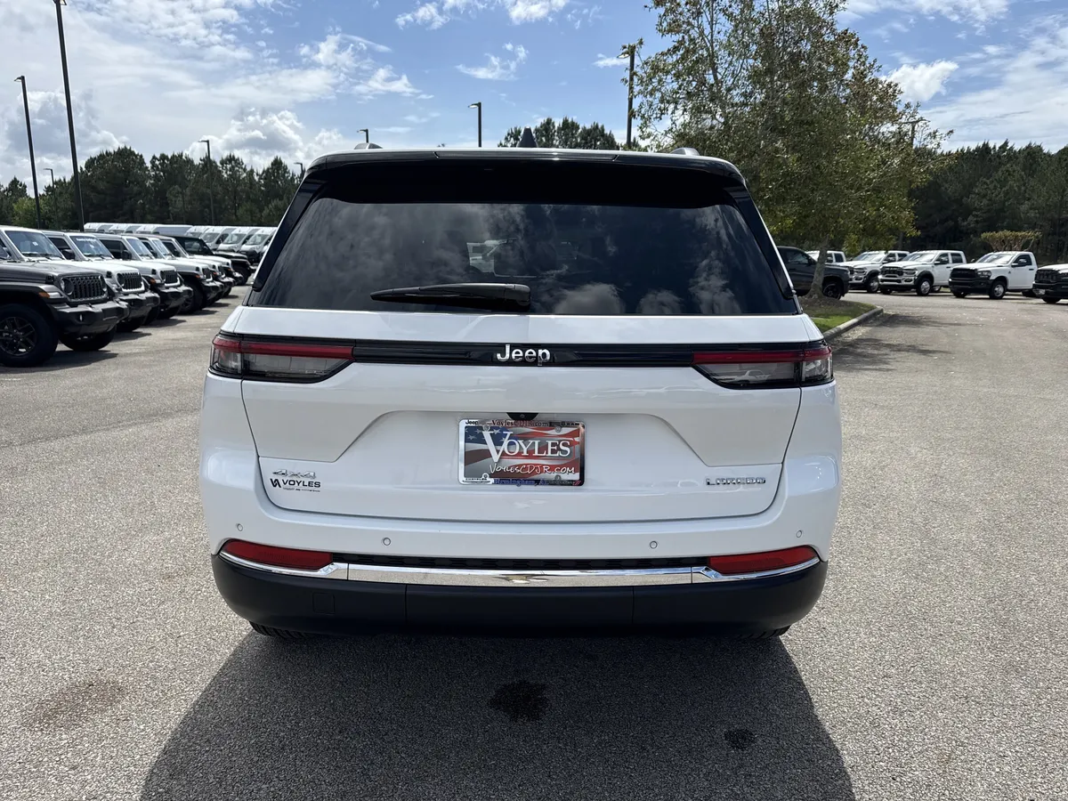 2024 Jeep Grand Cherokee Laredo X thumbnail 6