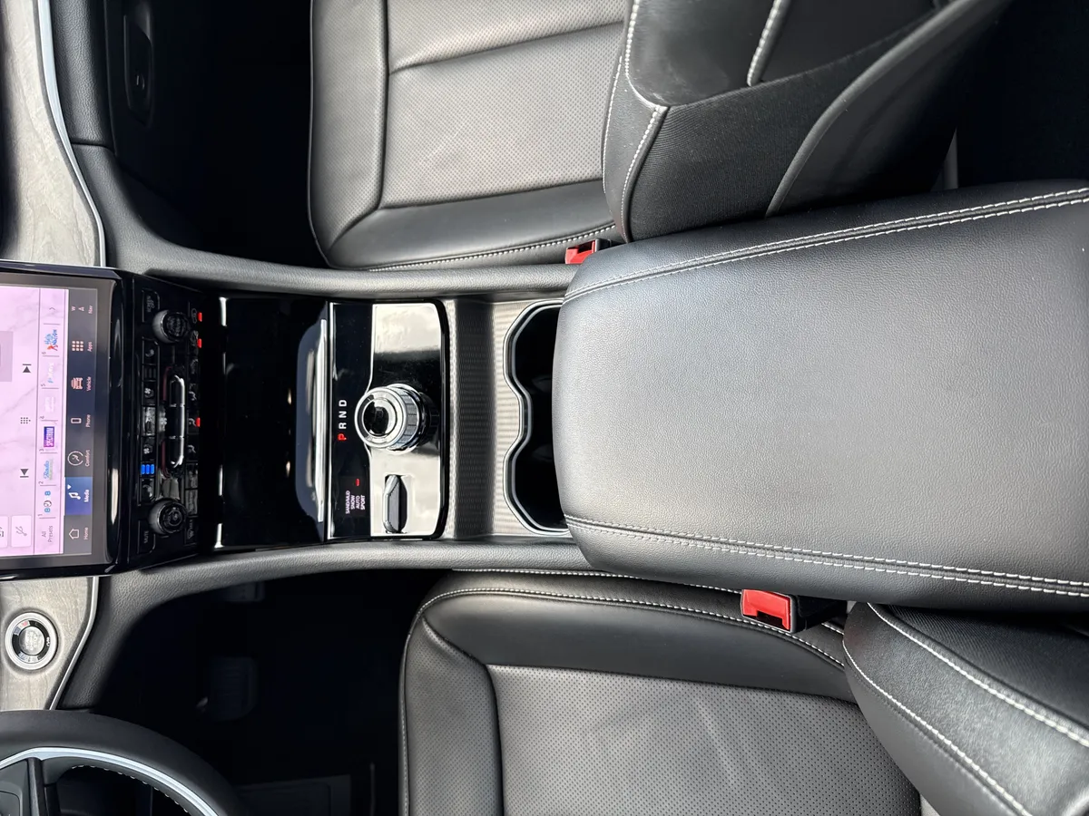 2024 Jeep Grand Cherokee Limited thumbnail 16