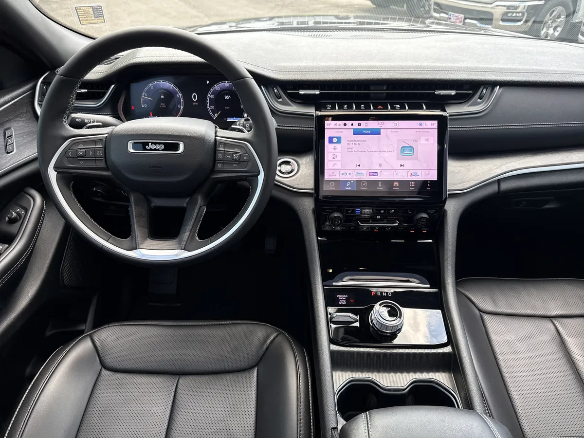 2024 Jeep Grand Cherokee Limited thumbnail 22
