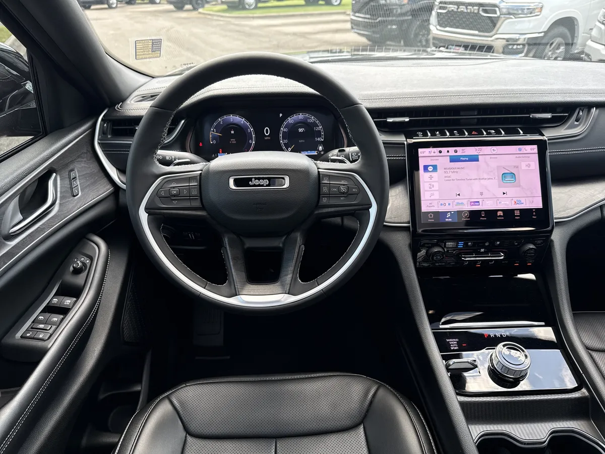 2024 Jeep Grand Cherokee Limited thumbnail 27
