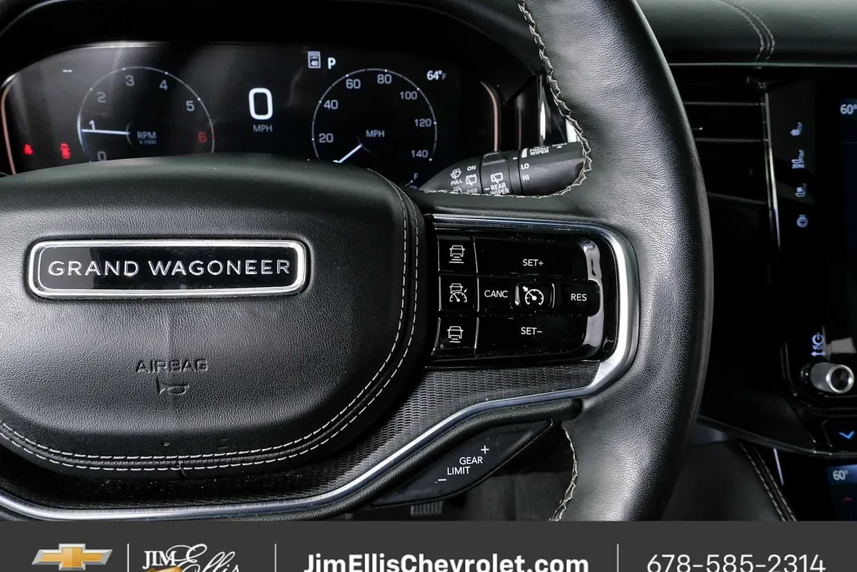 2024 Jeep Grand Wagoneer L Series II thumbnail 10