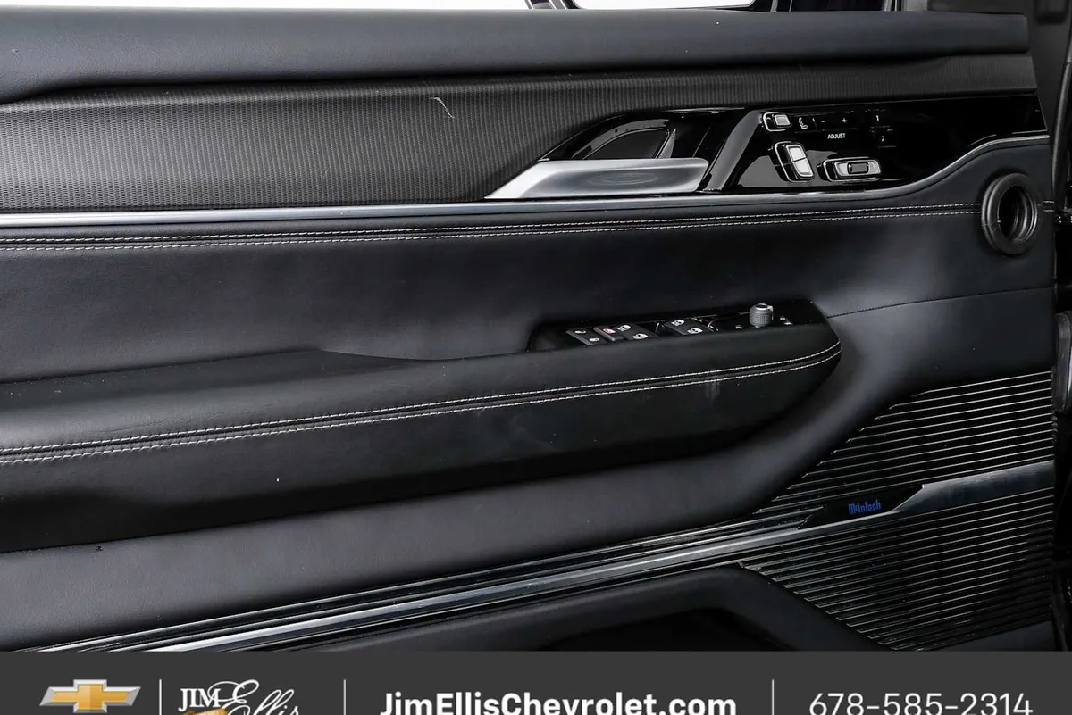 2024 Jeep Grand Wagoneer L Series II thumbnail 6