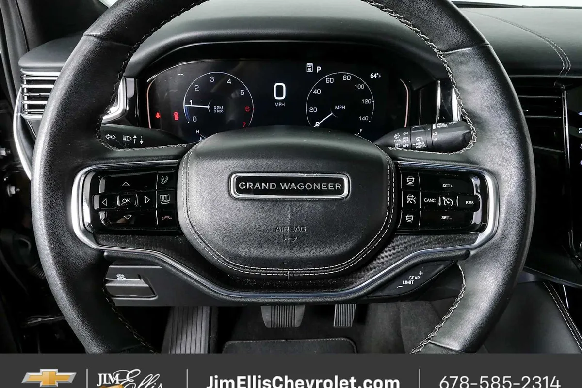 2024 Jeep Grand Wagoneer L Series II thumbnail 8