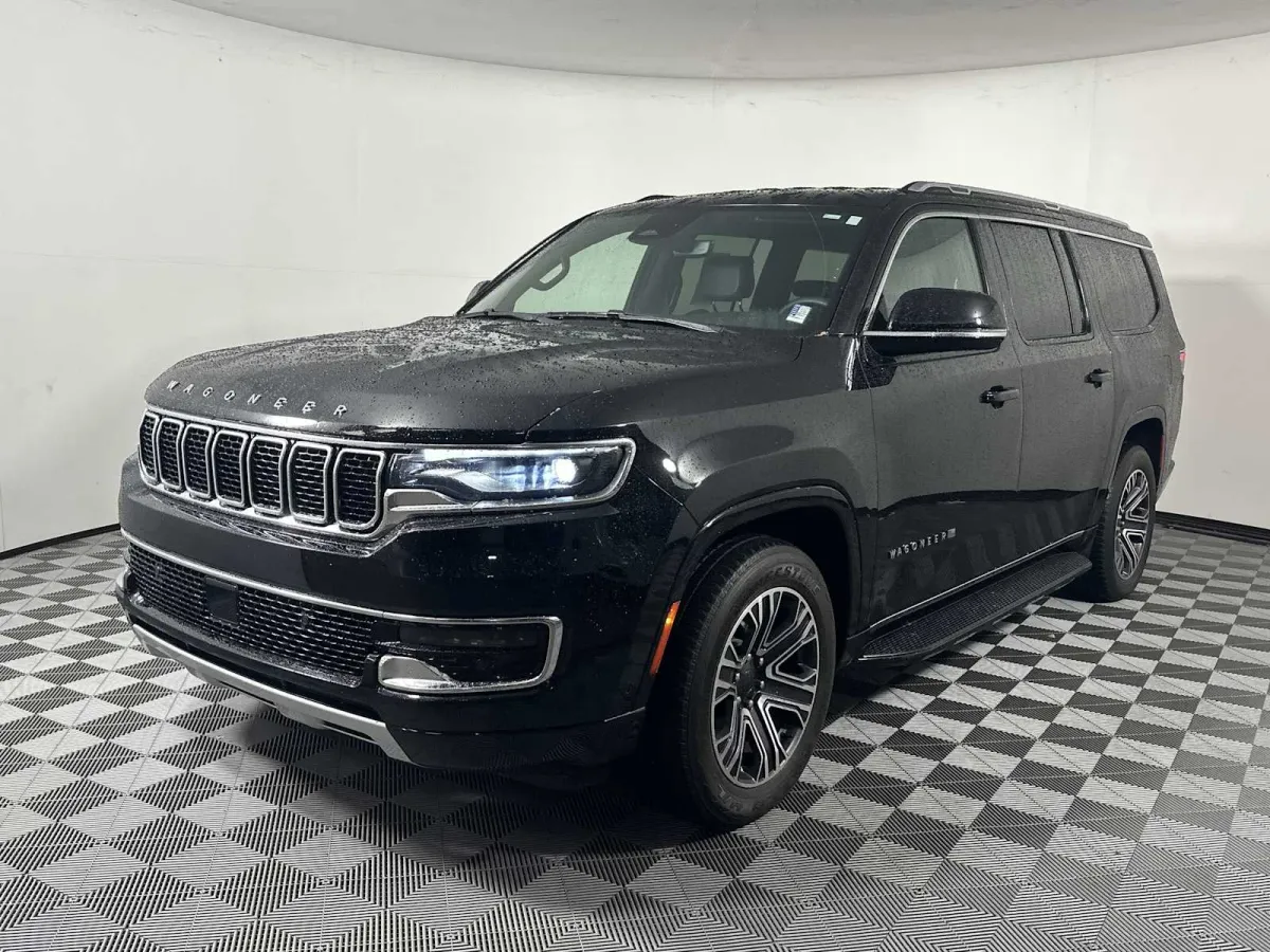 2024 Jeep Wagoneer L Series II thumbnail 6