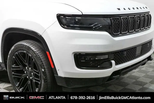 2024 Jeep Wagoneer L Series II Carbide thumbnail 35