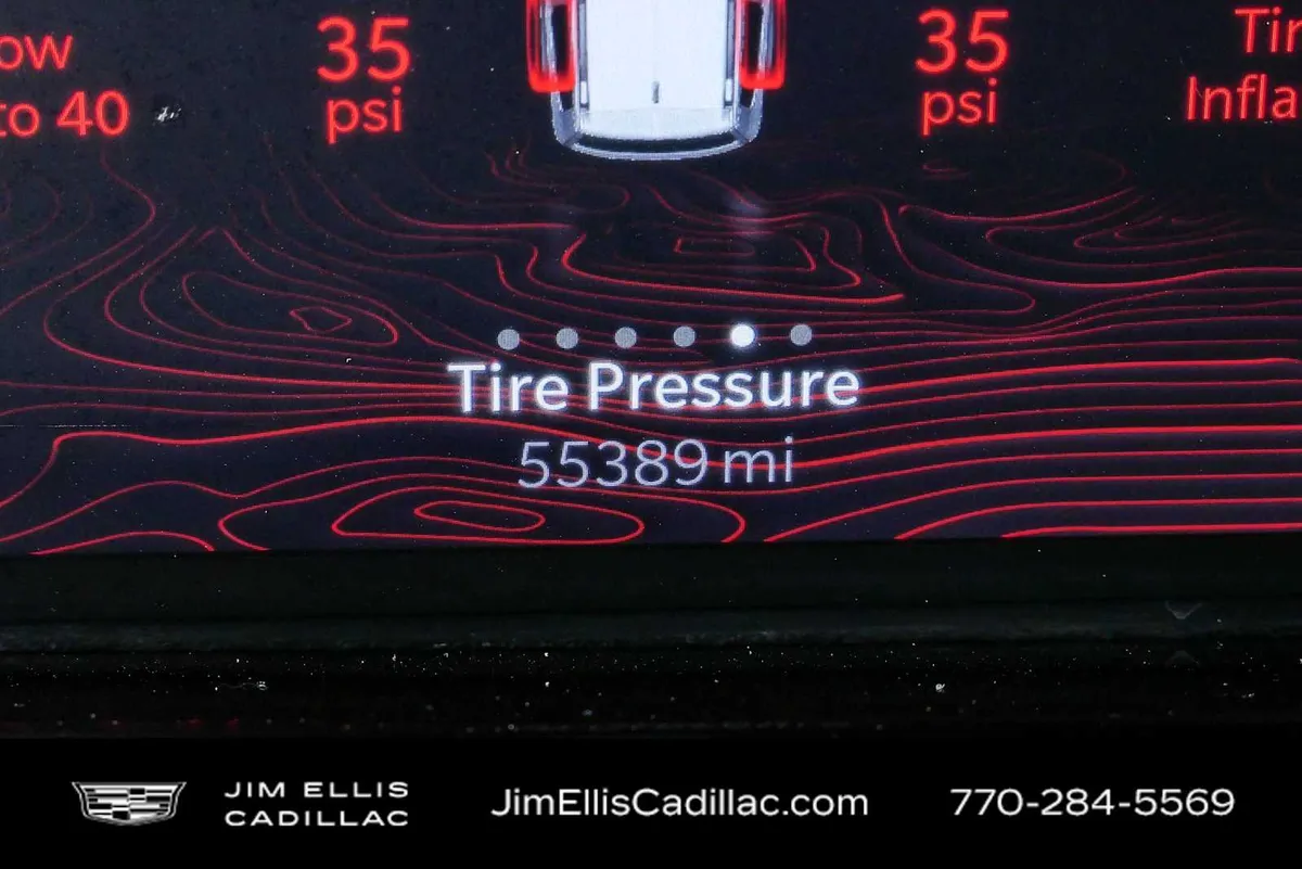 2024 Jeep Wagoneer Series II Carbide thumbnail 12