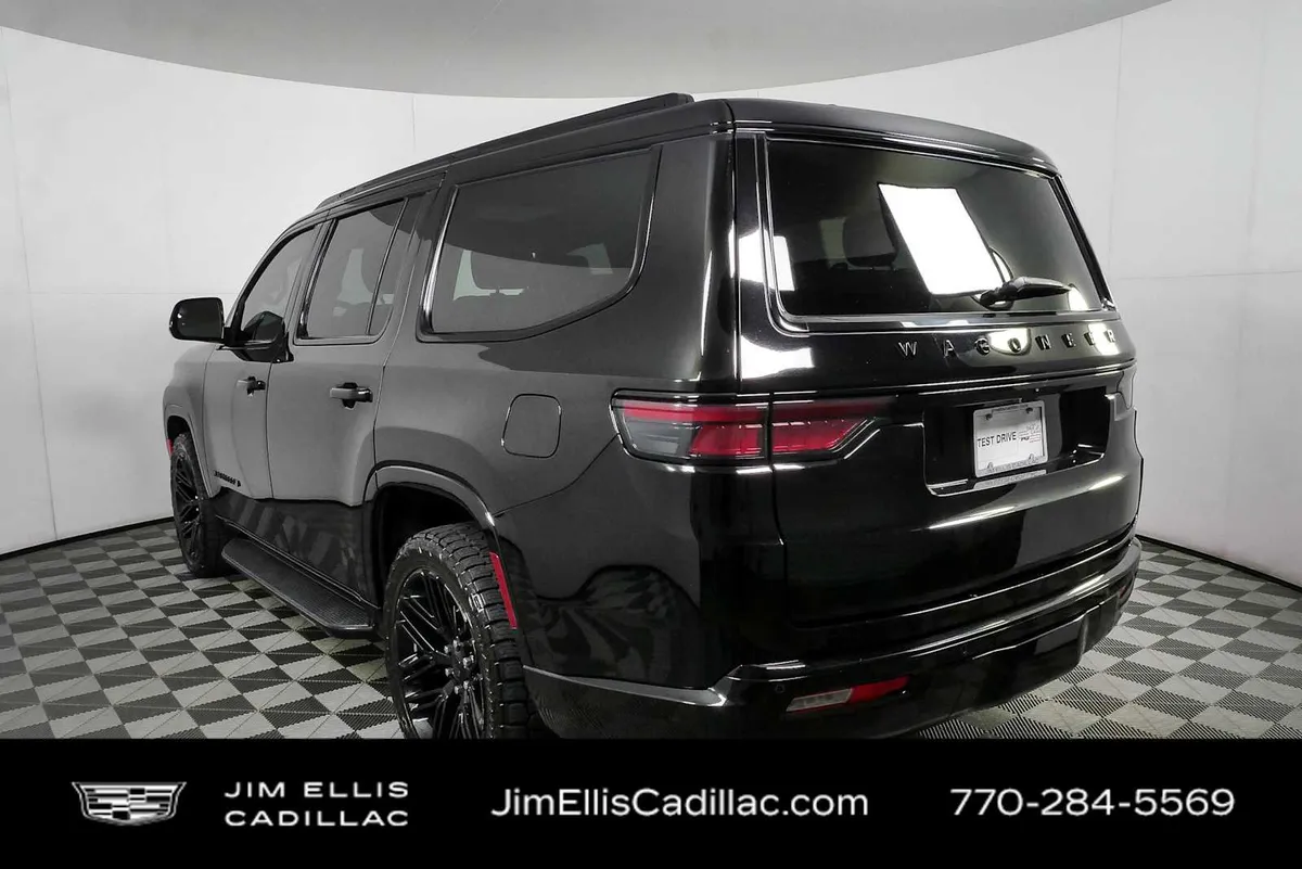 2024 Jeep Wagoneer Series II Carbide thumbnail 30