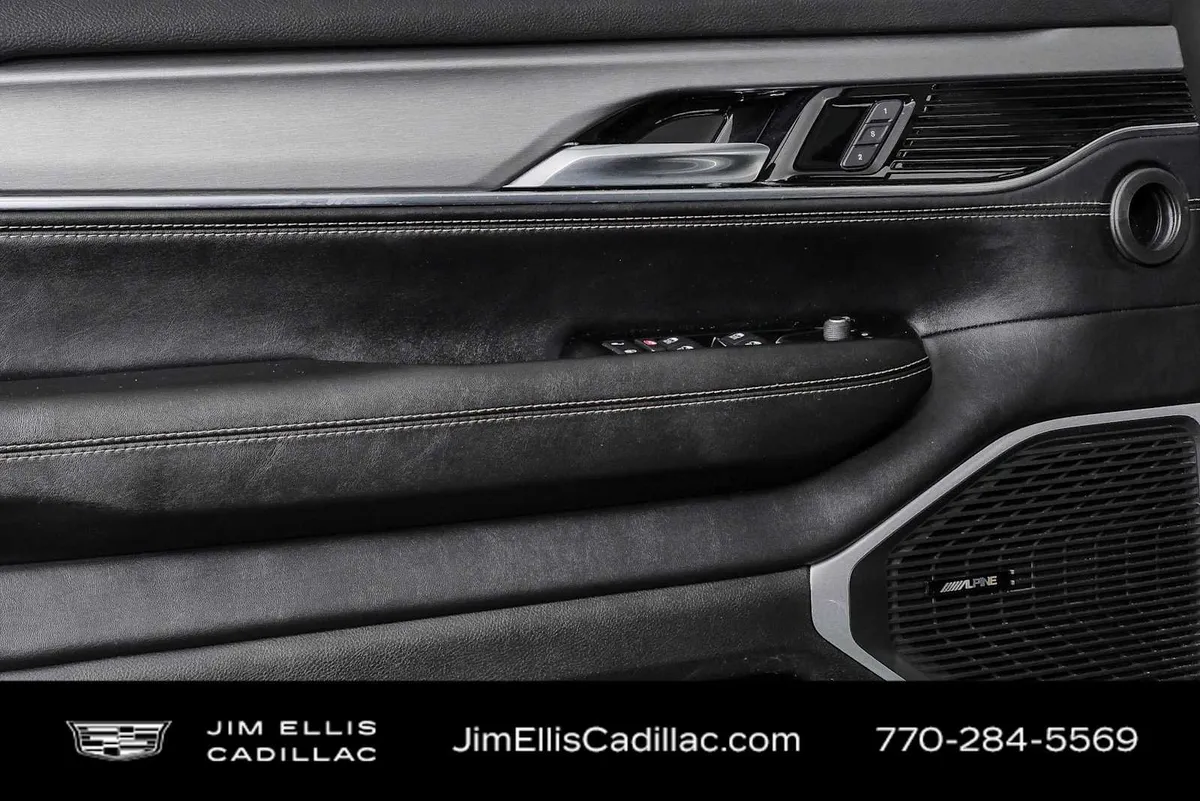 2024 Jeep Wagoneer Series II Carbide thumbnail 6