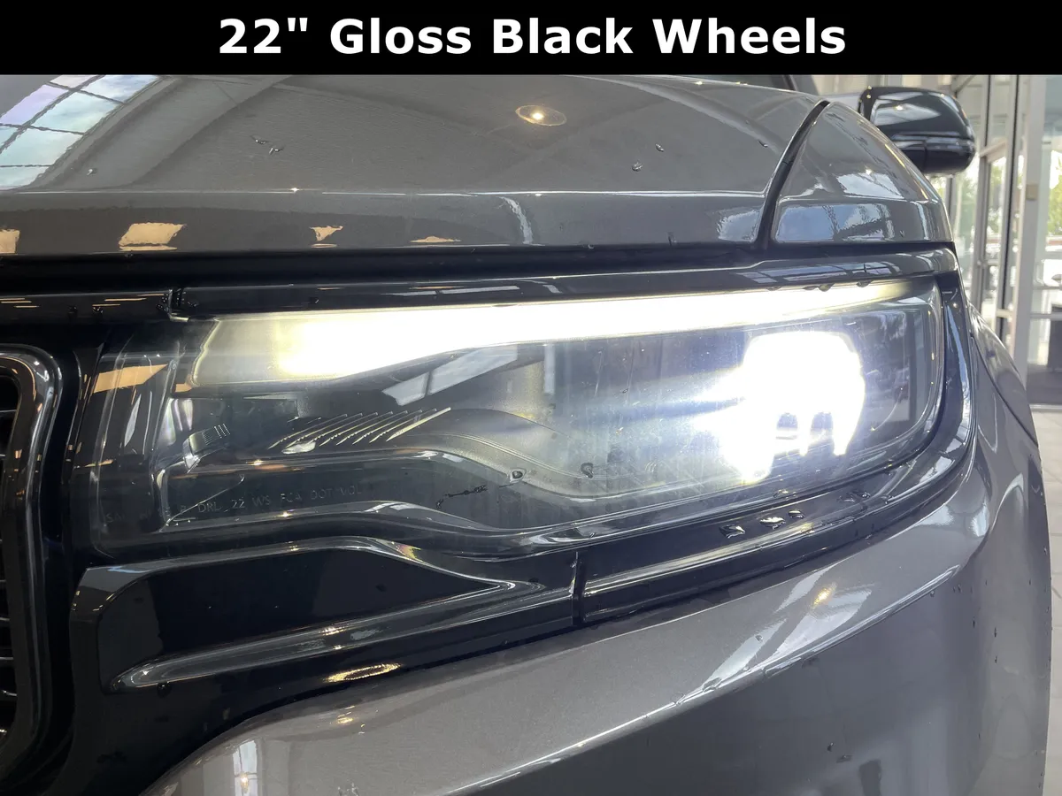 2024 Jeep Wagoneer Series II Carbide thumbnail 4