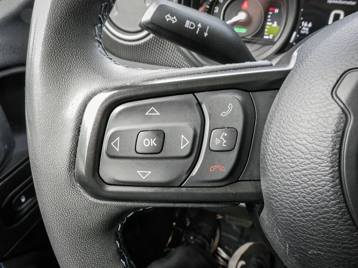 2024 Jeep Wrangler 4xe Rubicon X thumbnail 18