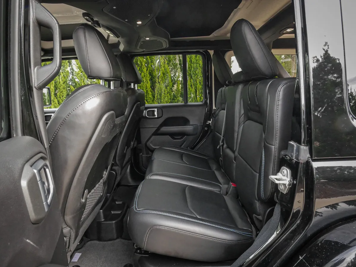 2024 Jeep Wrangler 4xe Rubicon X thumbnail 29