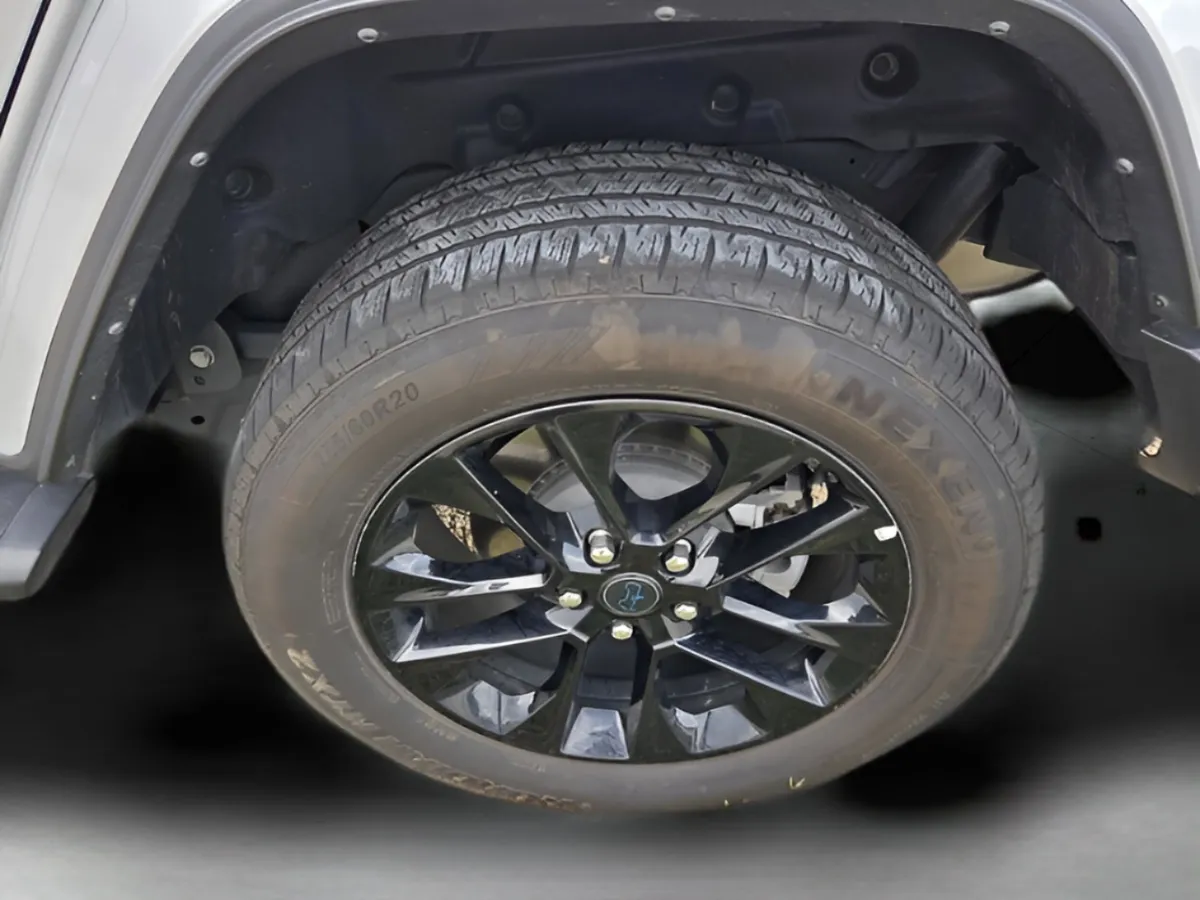 2024 Jeep Wrangler 4xe Sahara thumbnail 27
