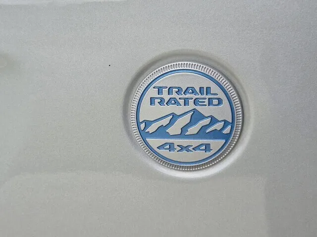 2024 Jeep Wrangler 4xe Sahara thumbnail 28