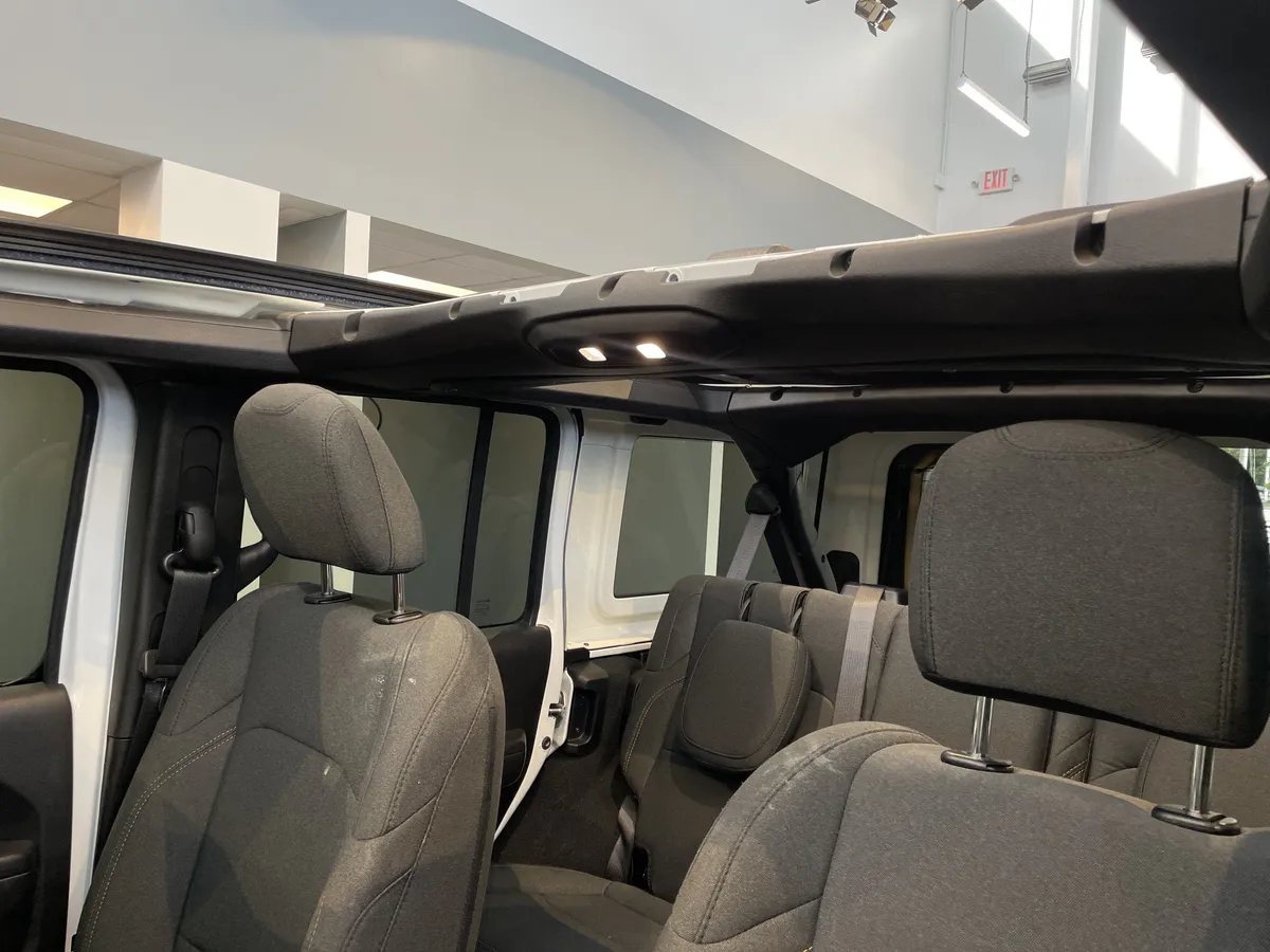 2024 Jeep Wrangler 4xe Willys thumbnail 29