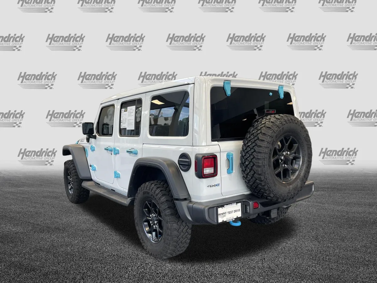 2024 Jeep Wrangler 4xe Willys thumbnail 7