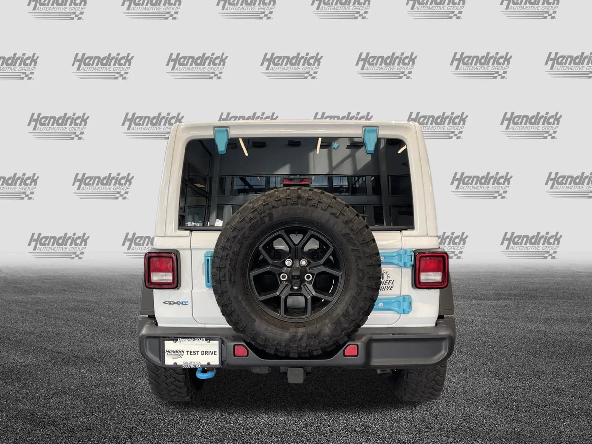 2024 Jeep Wrangler 4xe Willys thumbnail 8