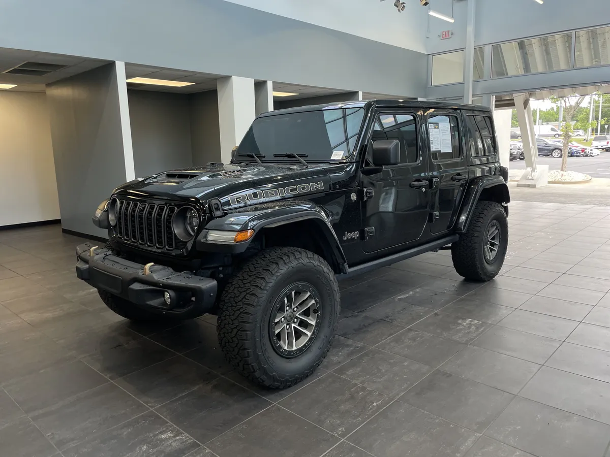 2024 Jeep Wrangler Rubicon 392 thumbnail 5