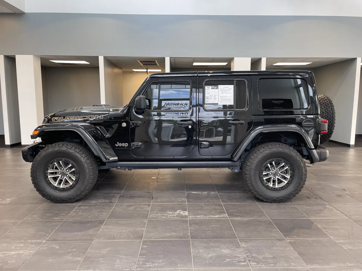 2024 Jeep Wrangler Rubicon 392 thumbnail 7