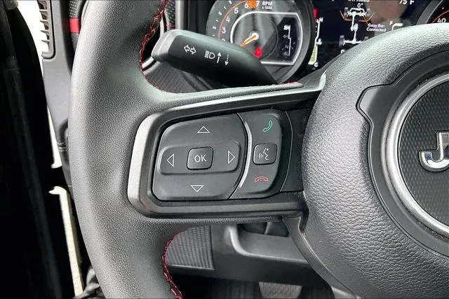 2024 Jeep Wrangler Rubicon thumbnail 10