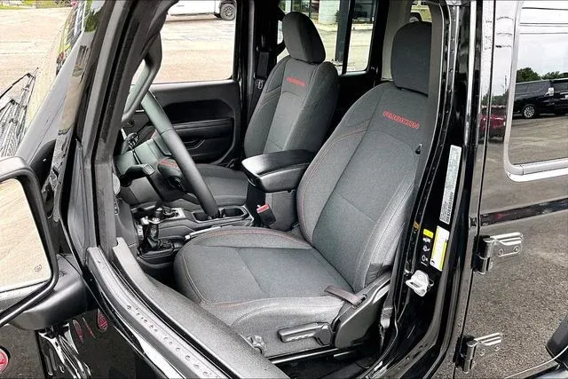 2024 Jeep Wrangler Rubicon thumbnail 18