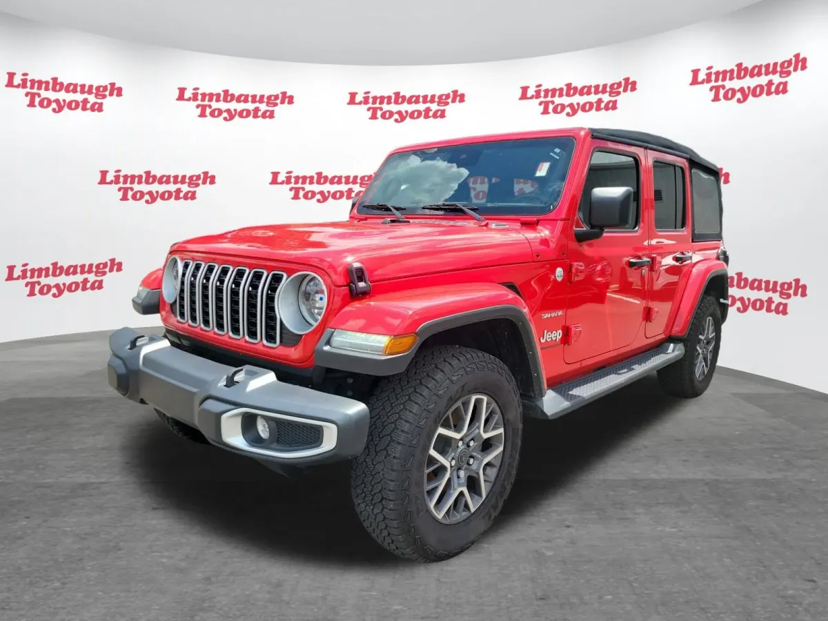 2024 Jeep Wrangler Sahara thumbnail 21