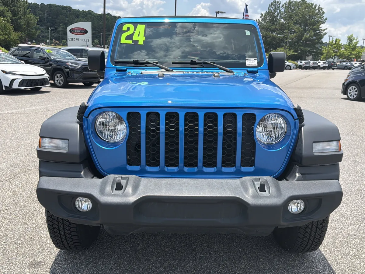 2024 Jeep Wrangler Sport S thumbnail 2