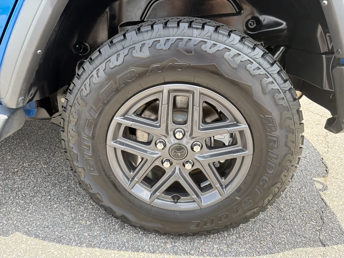 2024 Jeep Wrangler Sport S thumbnail 29