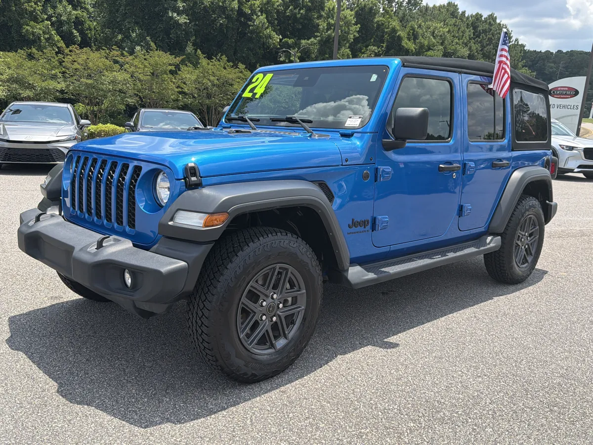 2024 Jeep Wrangler Sport S thumbnail 3