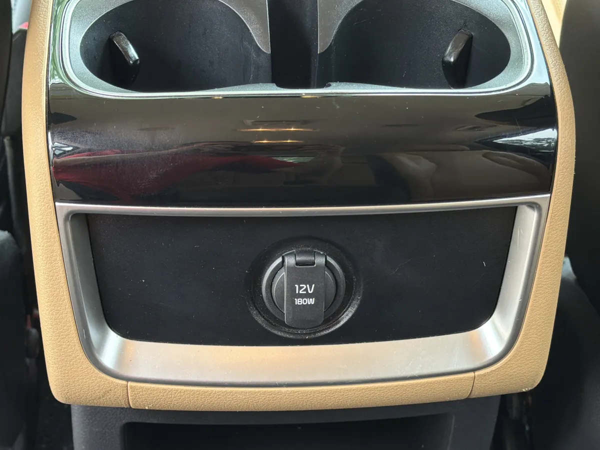 2024 Kia Carnival EX thumbnail 19