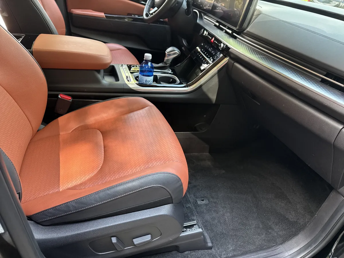 2024 Kia Carnival SX Prestige thumbnail 13