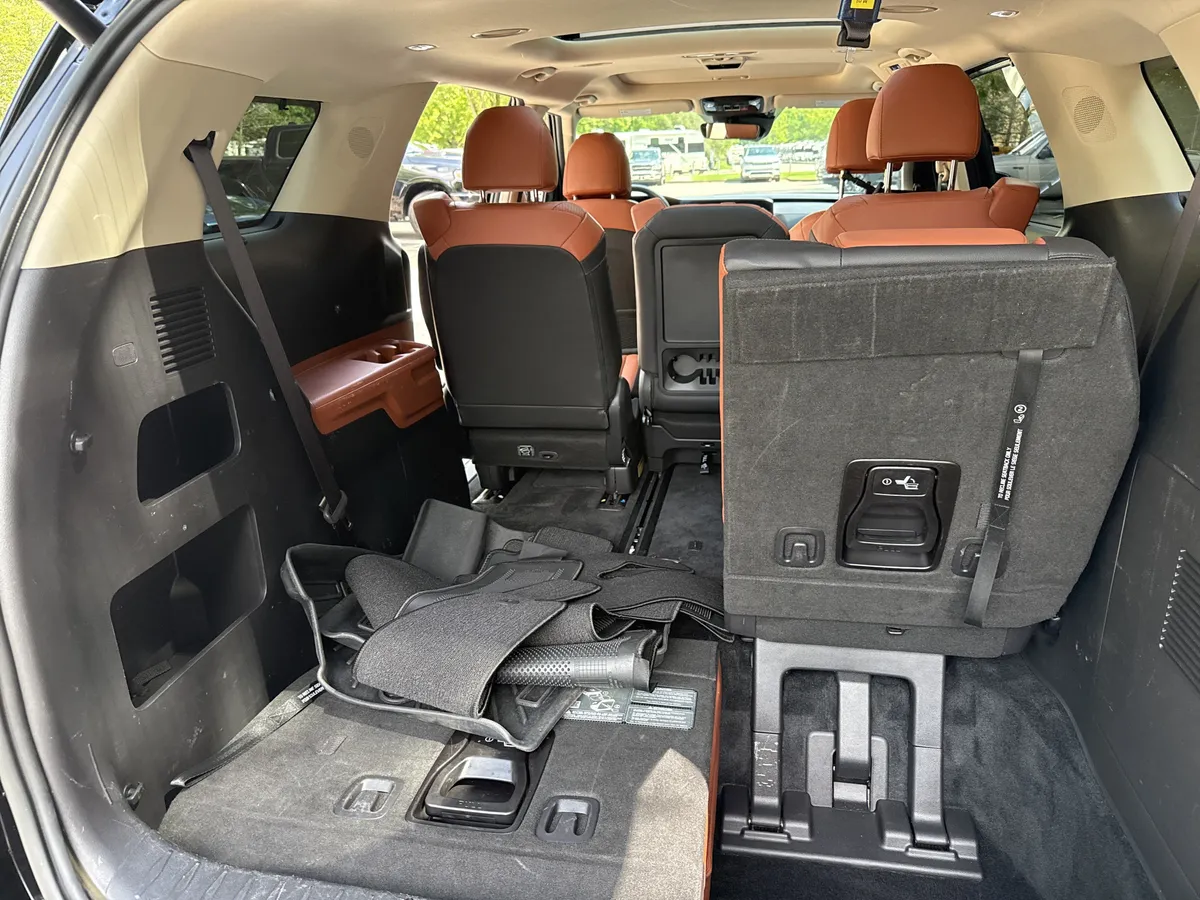 2024 Kia Carnival SX Prestige thumbnail 17