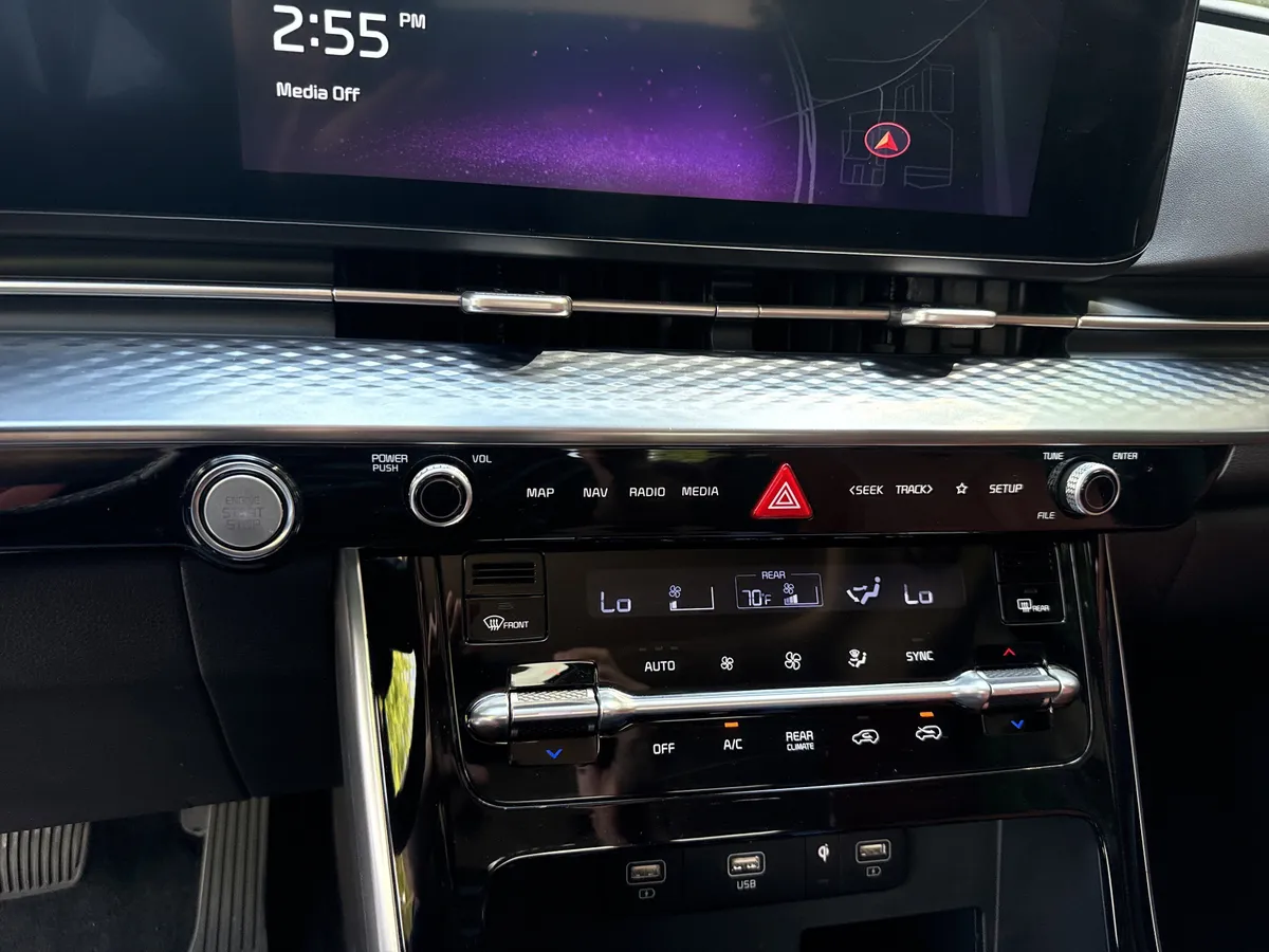 2024 Kia Carnival SX Prestige thumbnail 27
