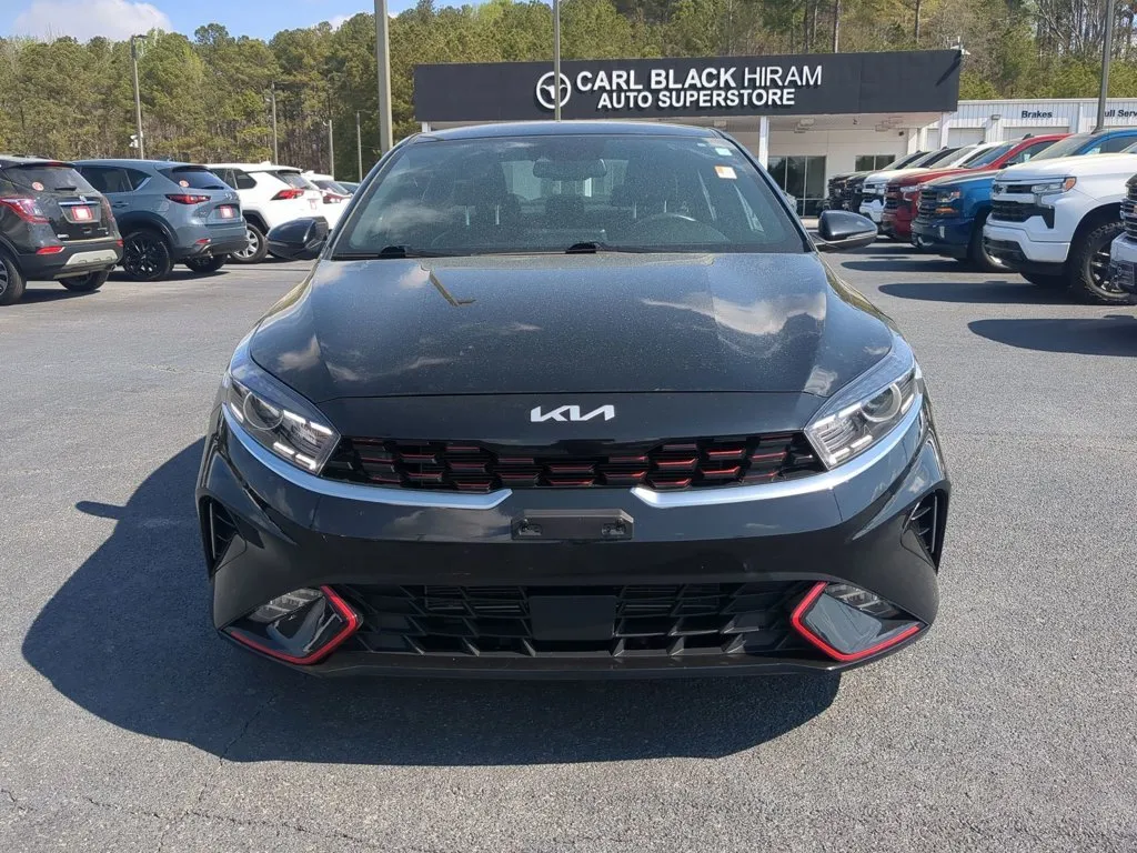 2024 Kia Forte GT-Line thumbnail 2