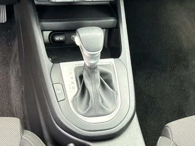 2024 Kia Forte LXS thumbnail 20
