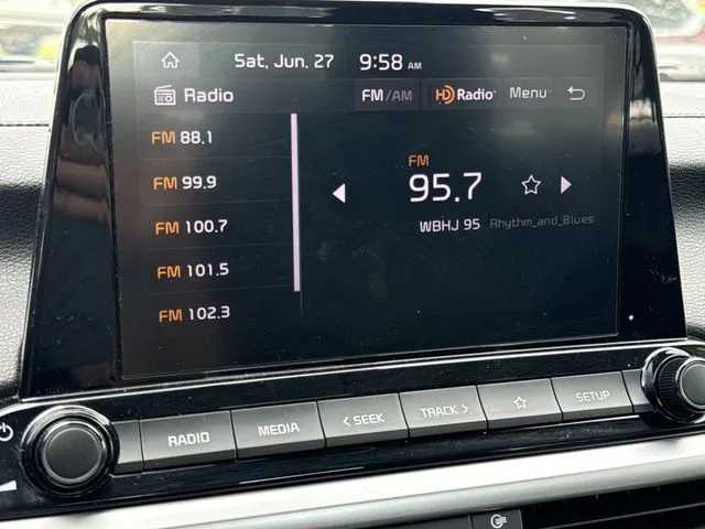 2024 Kia Forte LXS thumbnail 27