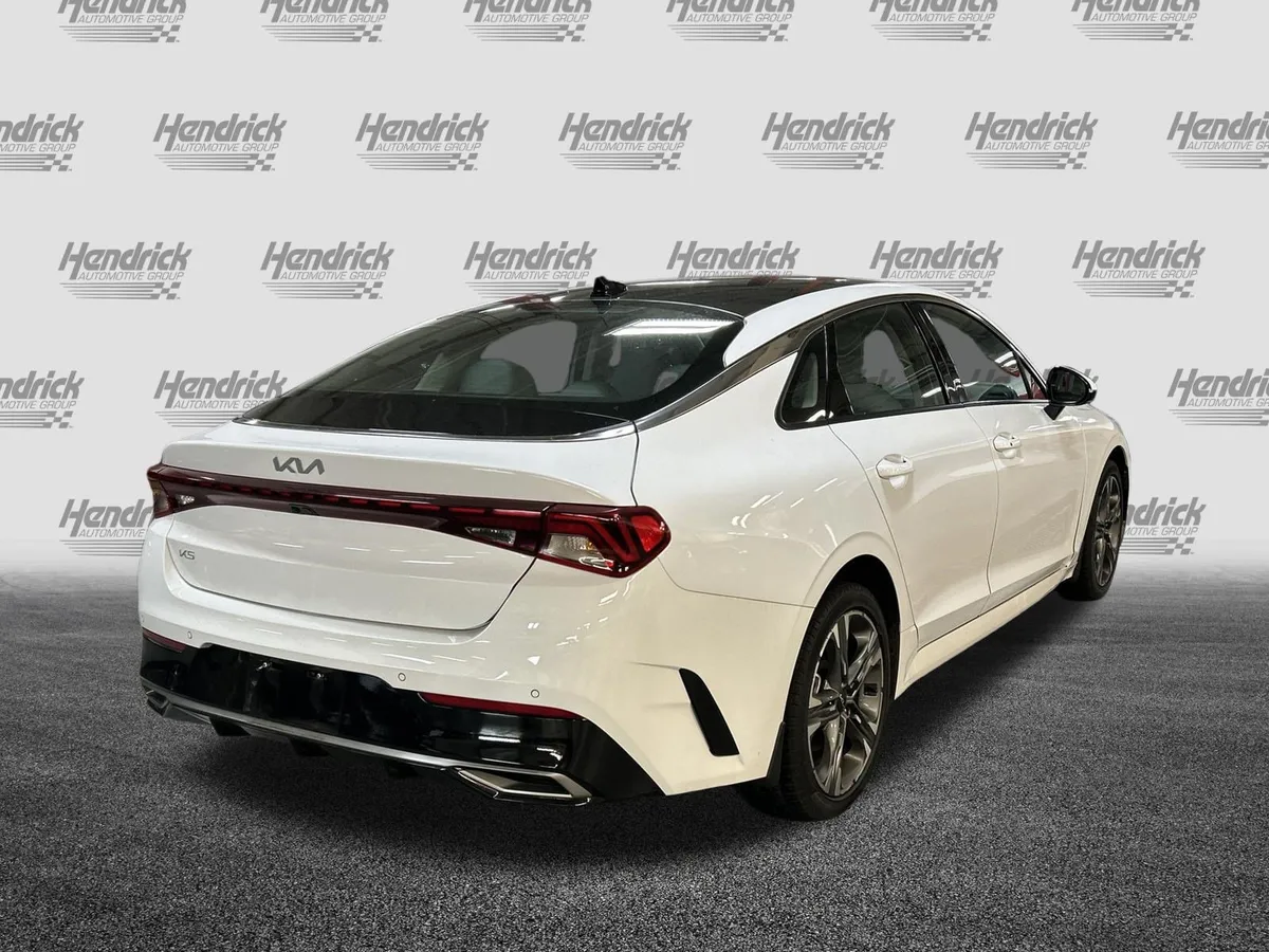 2024 Kia K5 EX thumbnail 11