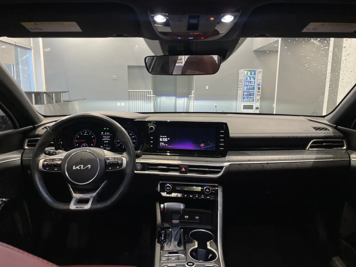 2024 Kia K5 GT-Line thumbnail 35