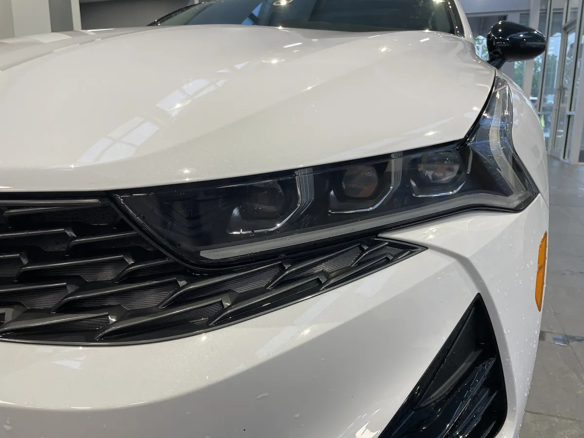 2024 Kia K5 GT-Line thumbnail 4