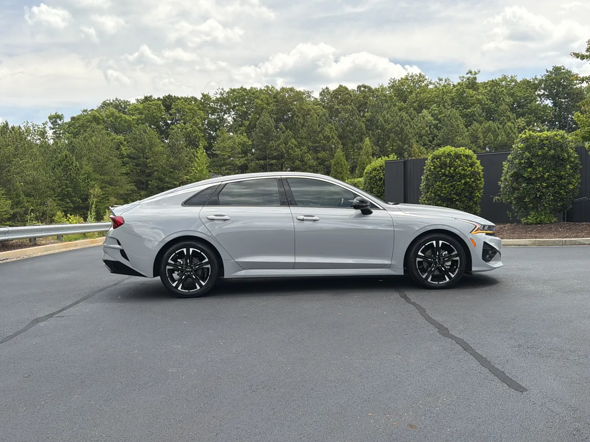 2024 Kia K5 GT-Line thumbnail 4