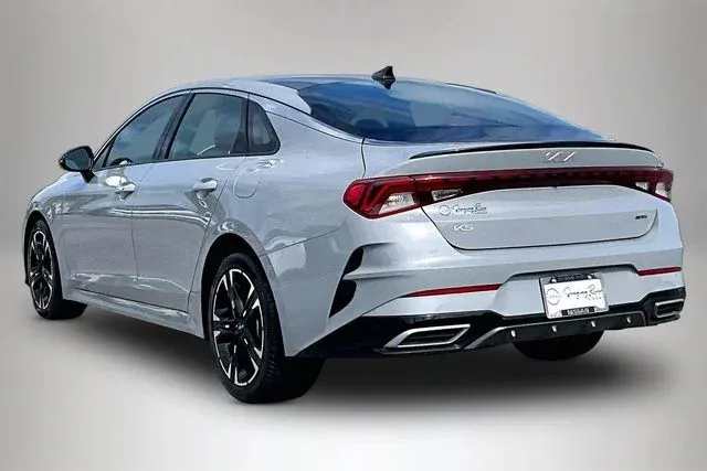 2024 Kia K5 GT-Line thumbnail 4