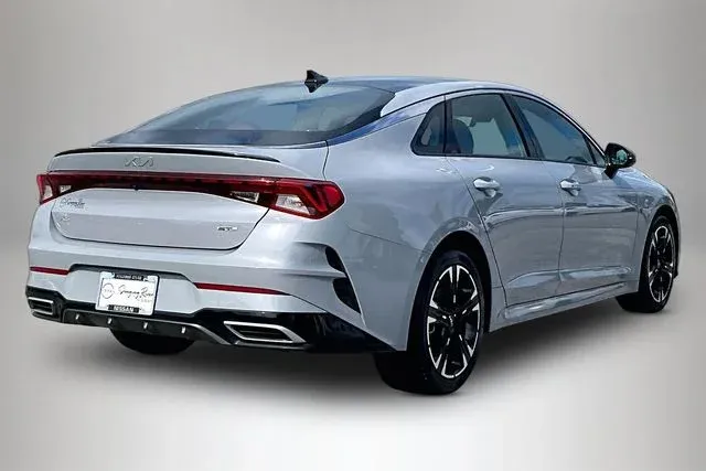 2024 Kia K5 GT-Line thumbnail 5