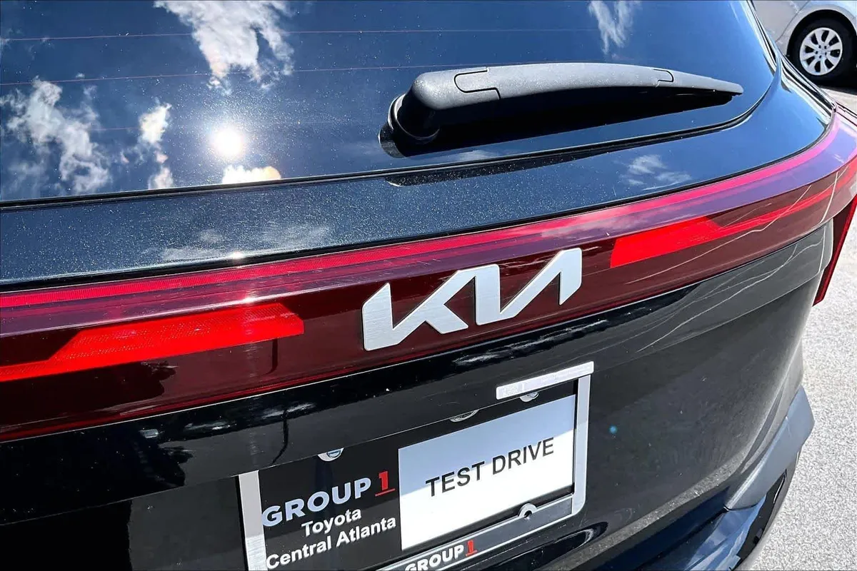 2024 Kia Seltos S thumbnail 30