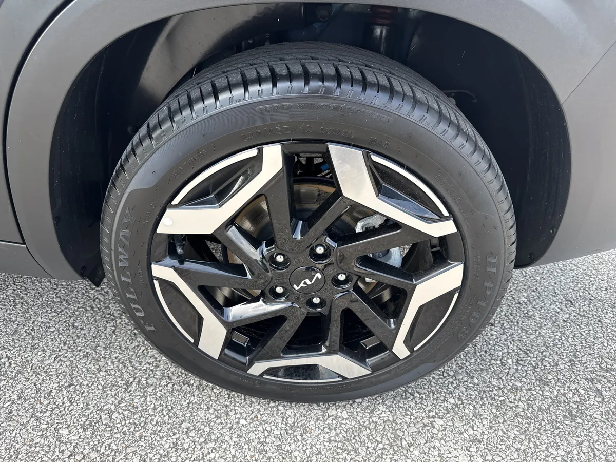 2024 Kia Seltos SX thumbnail 21