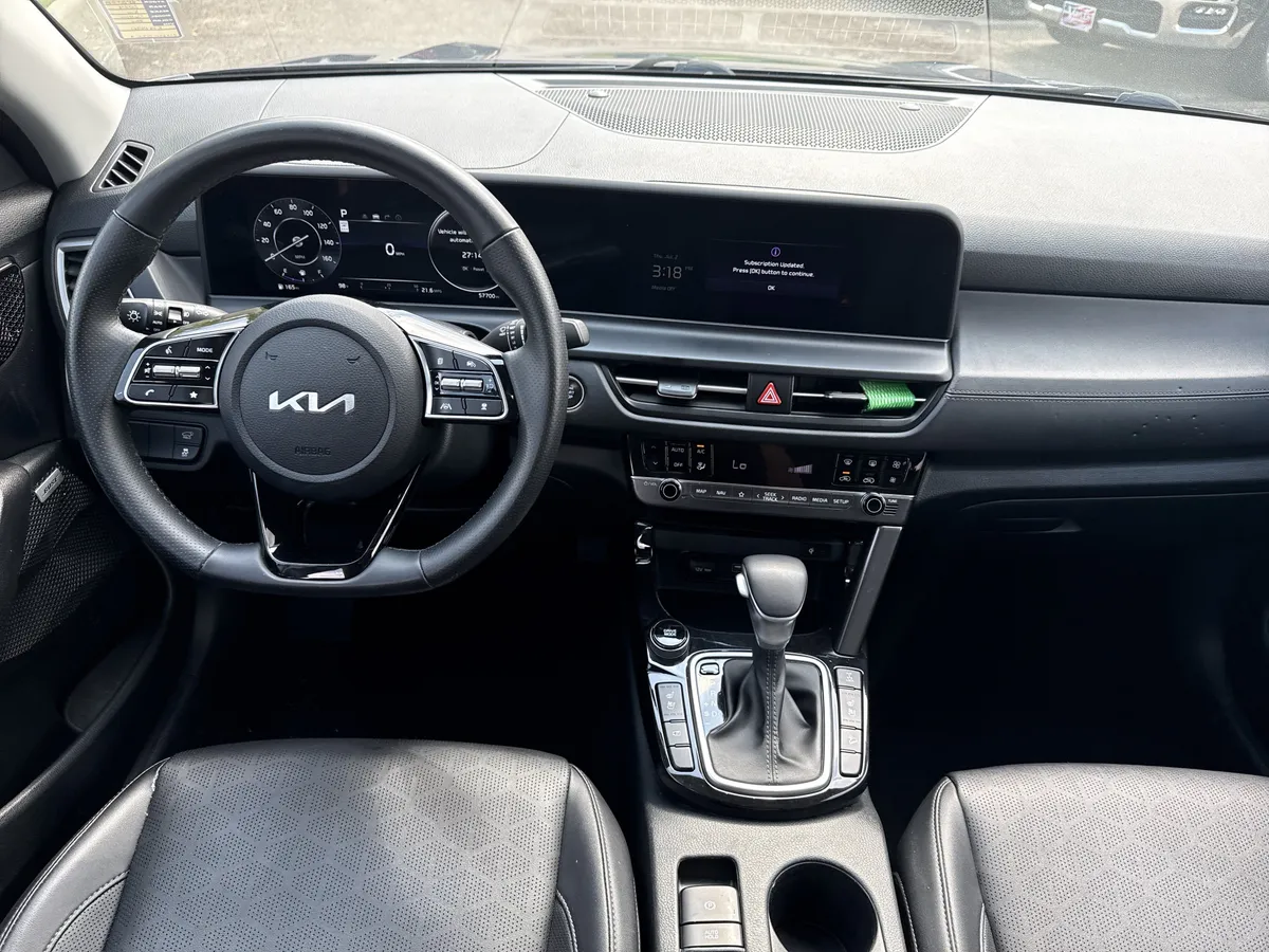 2024 Kia Seltos SX thumbnail 23