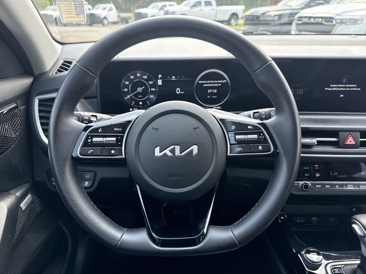 2024 Kia Seltos SX thumbnail 25