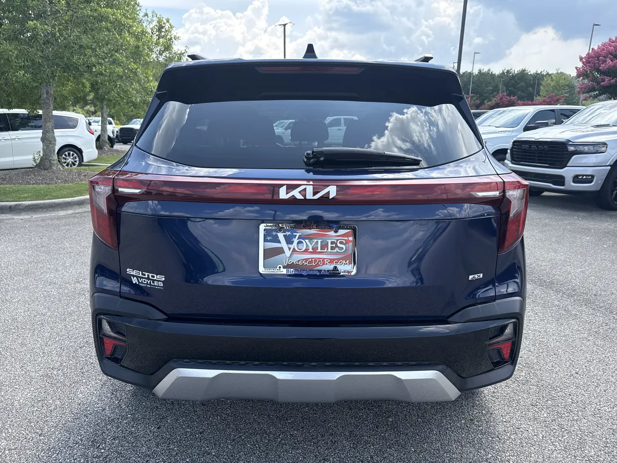 2024 Kia Seltos SX thumbnail 6