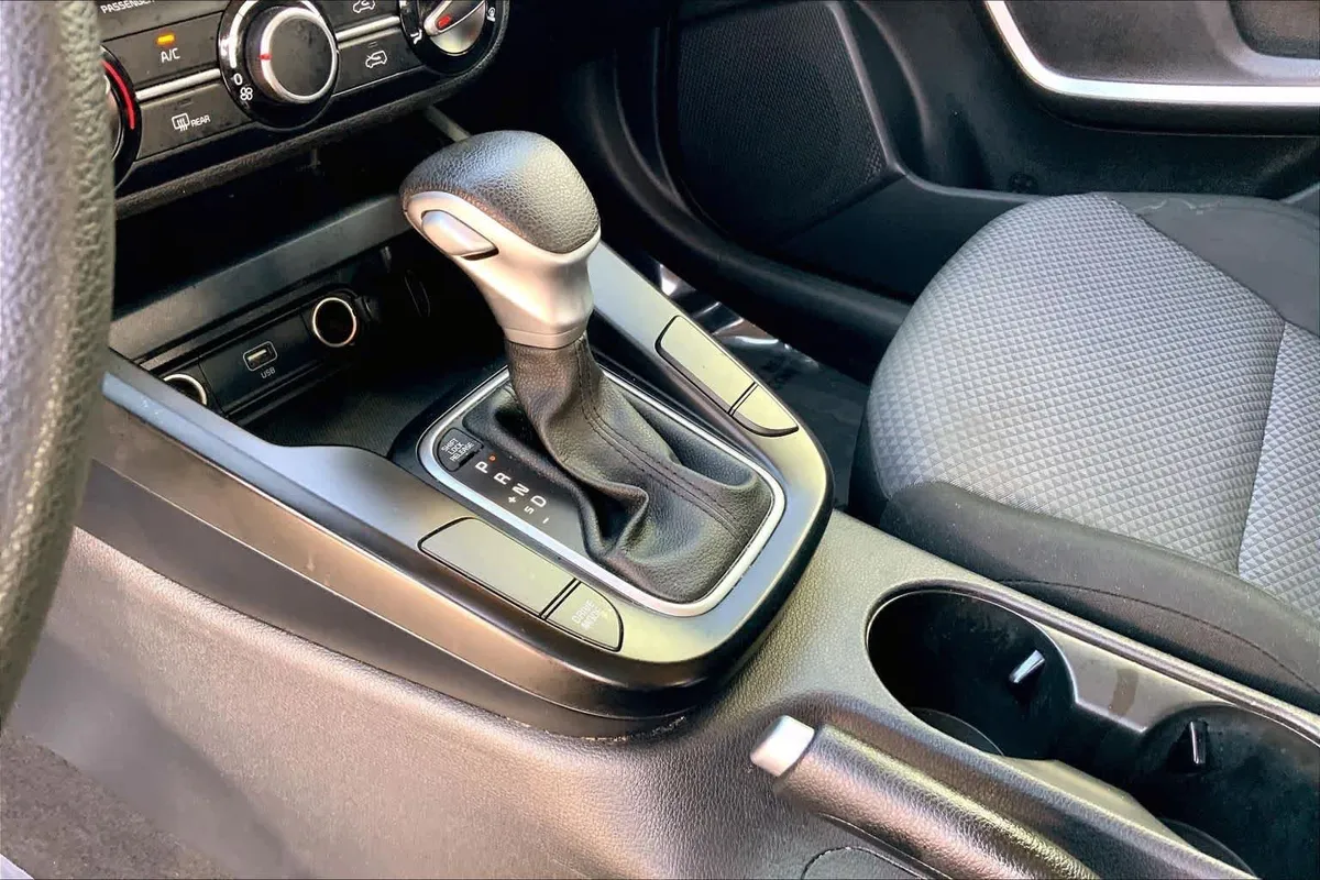 2024 Kia Soul LX thumbnail 15